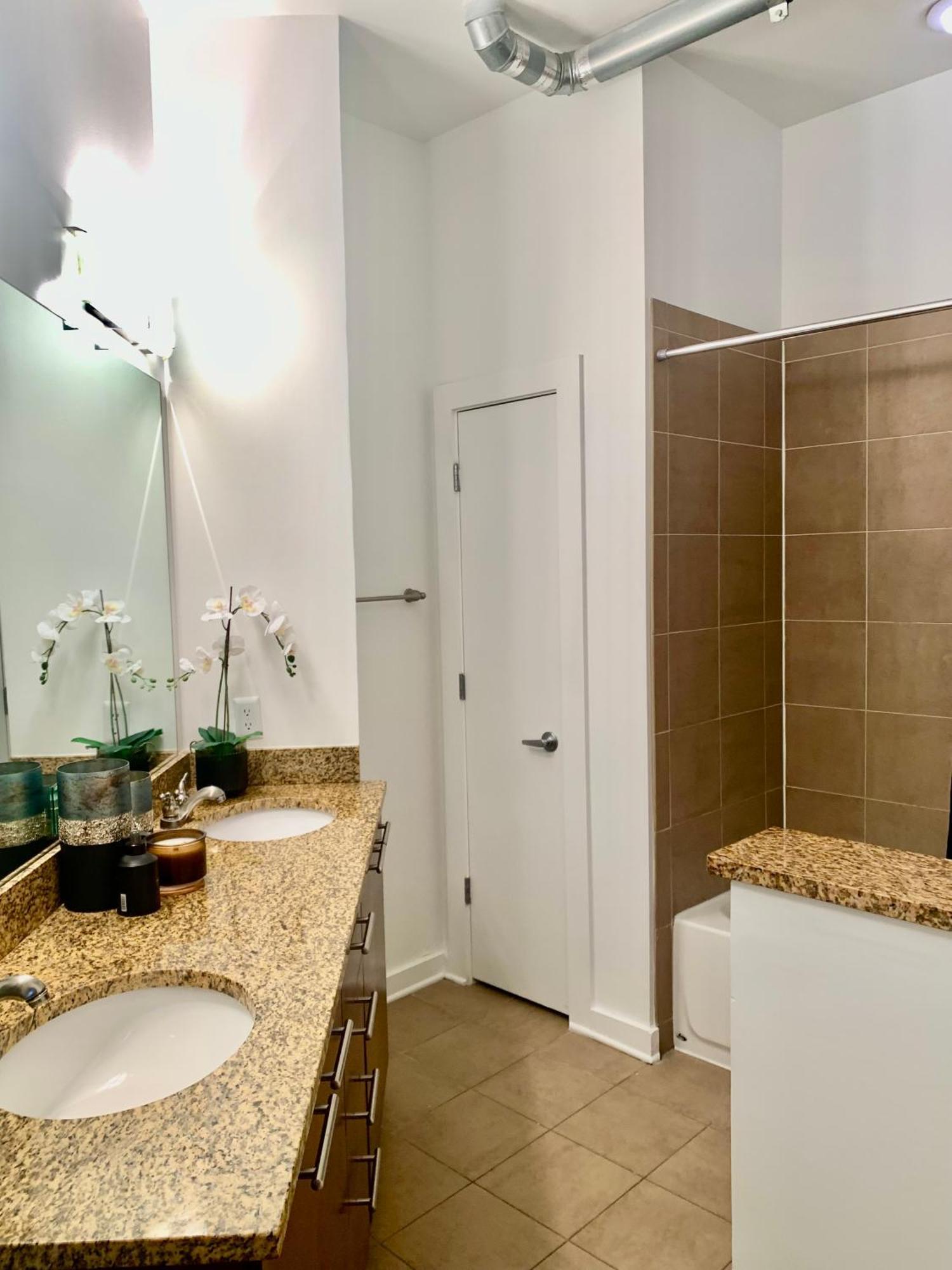 Grand 3Br Loft In Atlantic Station Apartman AtlantaAtlanta  Kültér fotó